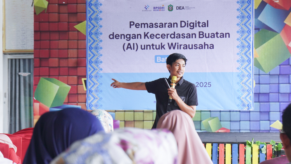 Gambar: Pelatihan Etika dan Keamanan Digital dalam Pemanfaatan Artificial Intelligence (AI) di Takalar, Sulawesi Selatan tanggal 27 September 2025