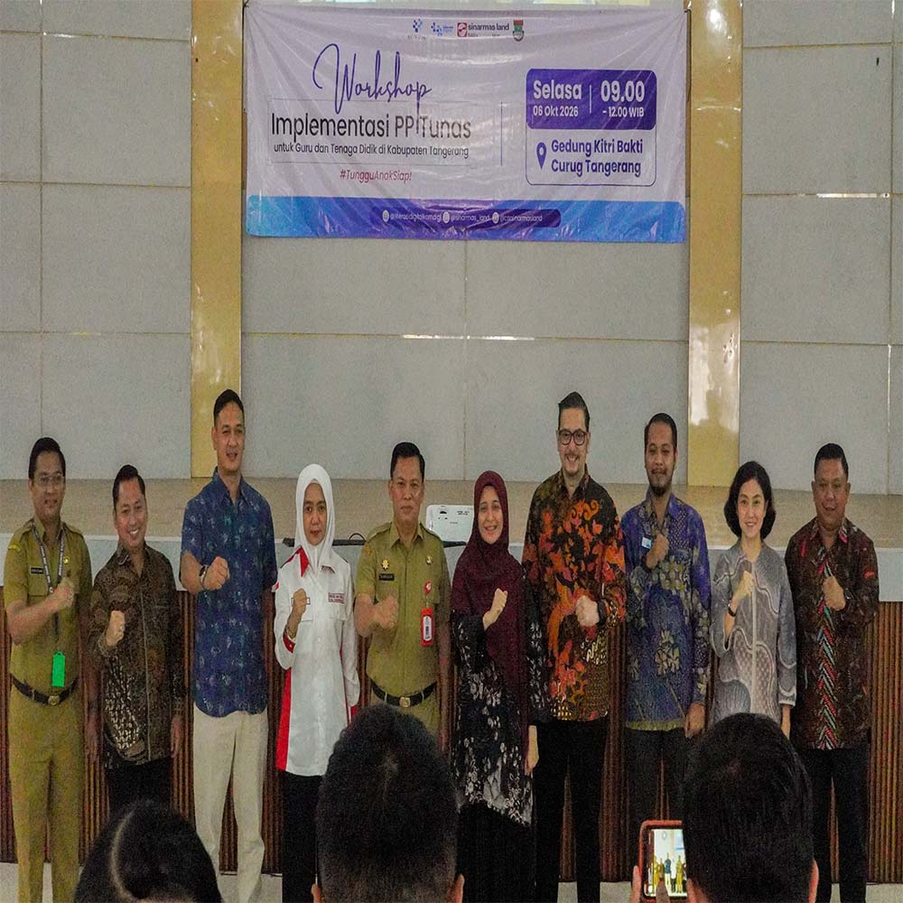 Gambar: Foto bersama Acara Pelatihan Implementasi PP Tunas dan Parental Control untuk Guru dan Tenaga Didik di Kabupaten Tangerang.