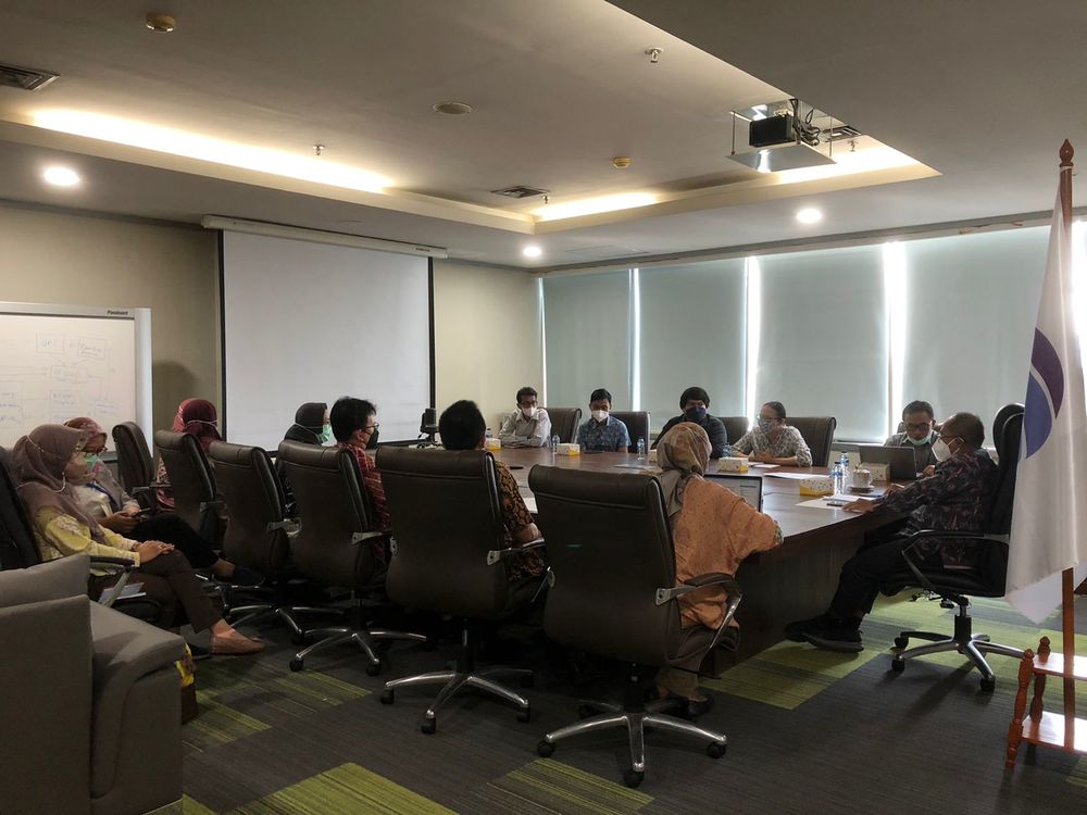 Gambar: Rapat dengan Peneliti SDPPI