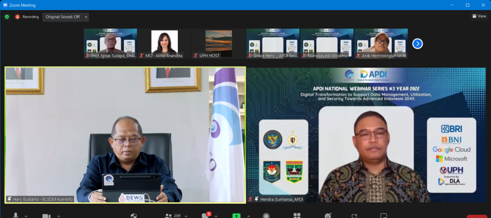 Gambar: Webinar Asosiasi Pemimpin Digital Indonesia (APDI)