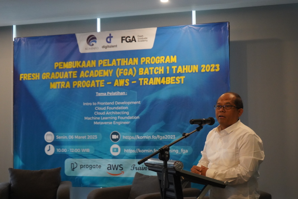 Gambar: Foto Kepala Badan Litbang SDM Kominfo saat membuka FGA Tahun Anggaran 2023