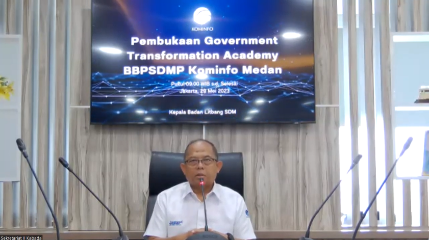 Gambar: Pembukaan oleh Kepala Badan Litbang SDM Kominfo, Bapak Hary Budiarto melalui Virtual Zoom Meeting