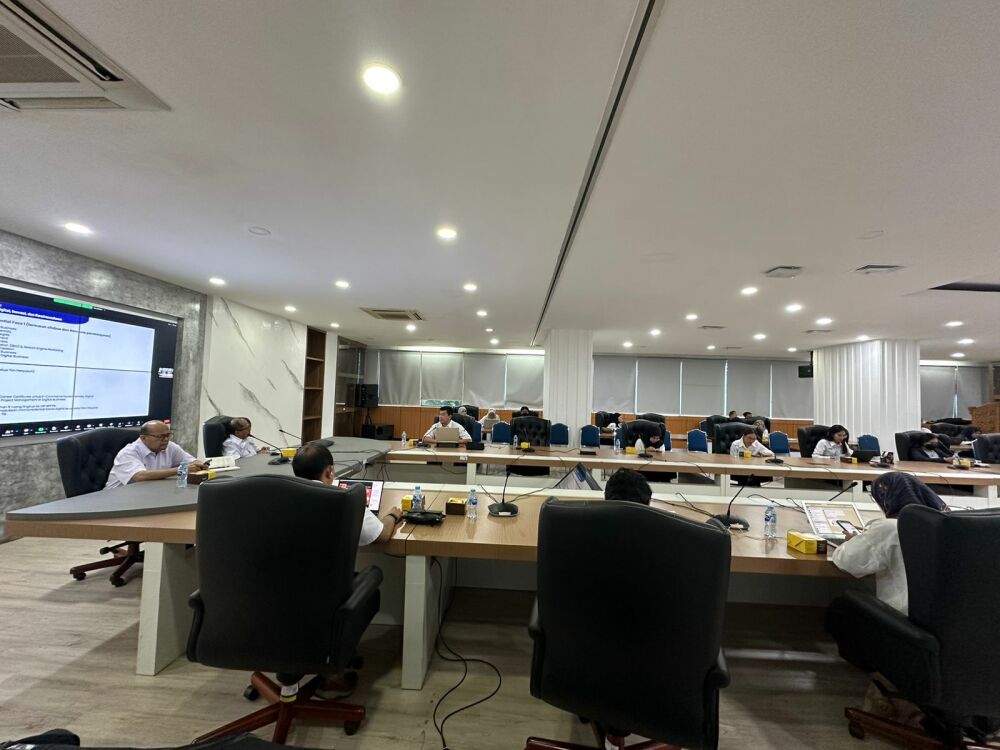 Gambar: Foto Kepala Badan Pada Kegiatan Kick Off Meeting Program Kerja Tahun Anggaran 2024 Puslitbang SDPPPI BPSDMP Kominfo 