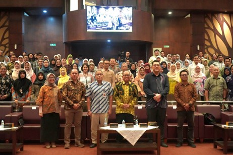 Gambar: Foto Kegiatan Ceramah Strategi Akselerasi SDM Talenta Digital dan Literasi Digital  di Universitas Indonesia 