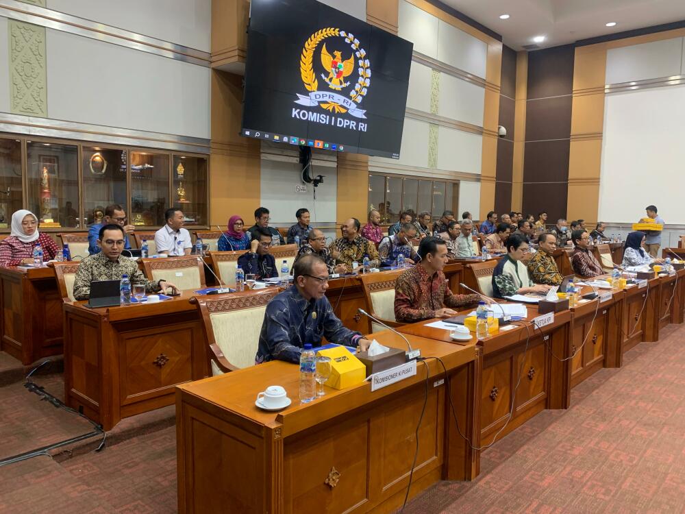 Gambar: Foto Kegiatan Rapat Kerja KemenKominfo Bersama Komisi I DPR RI