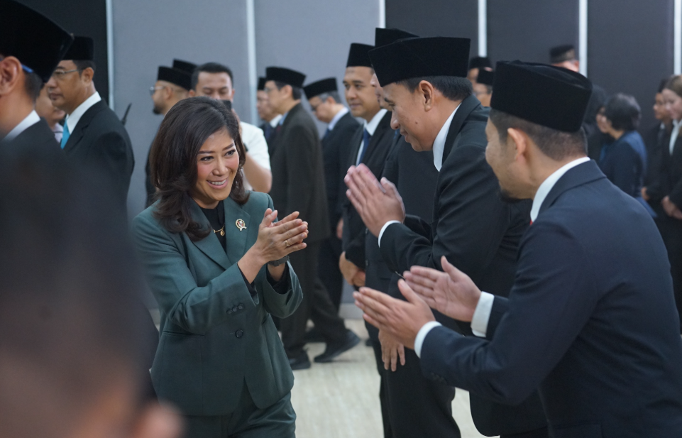 Gambar: Foto Pelantikan 11 Pejabat Baru untuk Dorong Transformasi Digital