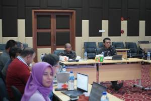 Foto Kepala Badan Pada Kegiatan Kick Off Meeting Program Kerja Tahun anggaran 2024 untuk Pusat Pendidikan dan Pelatihan BPSDM Kominfo 