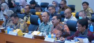 Foto Kegiatan Bersama Rapat DPR RI