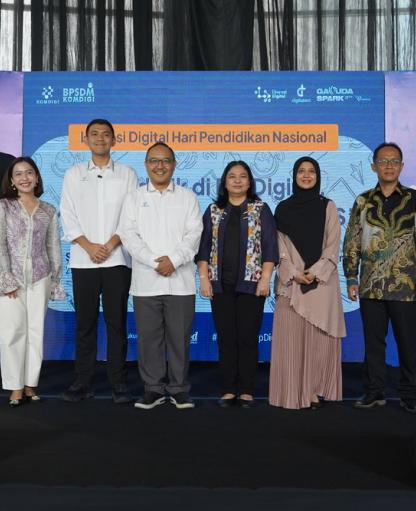 Headline: Literasi Digital Hari Pendidikan Nasional untuk Lindungi Anak Lewat PP TUNAS