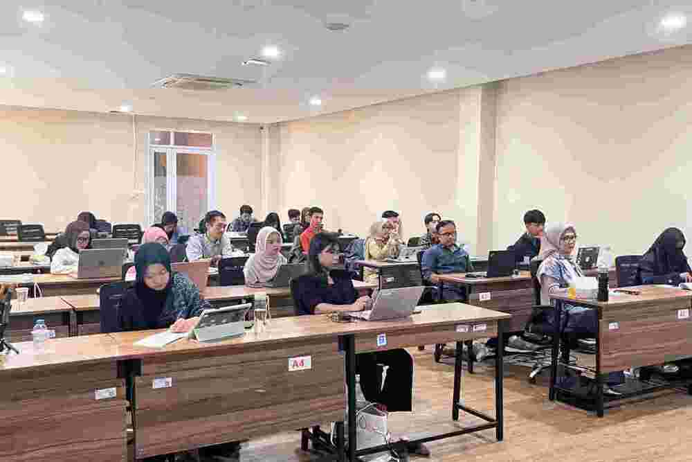 Gambar: BLSDM Komdigi Bandung Gelar Pelatihan Digital Berbasis AI untuk UMKM di Kota Bandung