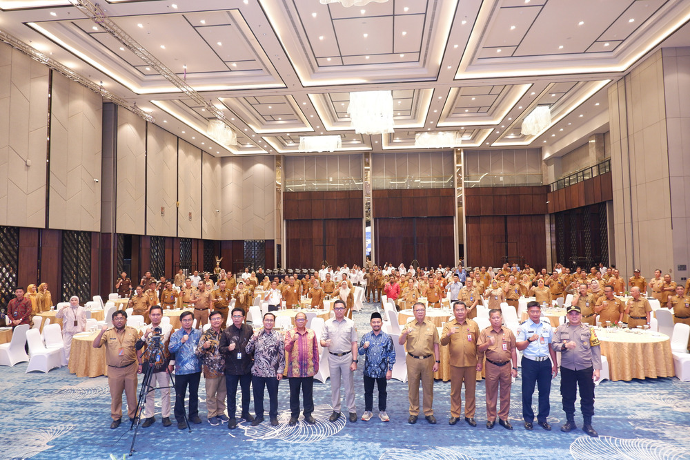 Gambar: Kementerian Komunikasi dan Informatika RI bersama Dinas Komunikasi dan Informatika Kota Samarinda selenggarakan Pembukaan Digital Leadership Academy (DLA) sekaligus Launching Portal Layanan Publik Samarinda, Samagor (Samarinda Government). 