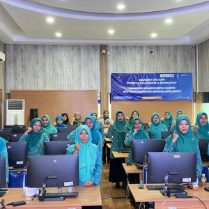 Pelatihan “Enhancing Women''s Digital Talents: Mastering Generative Artificial Intelligence bagi 1000 Wanita Indonesia”