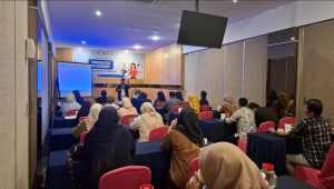 Pengembangan Kreativitas dan Keterampilan Digital Melalui Pelatihan Video Content Creator
