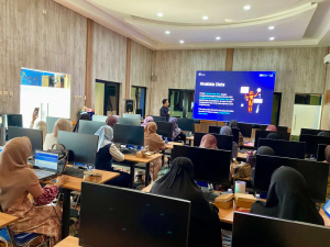 35 Pelaku UMKM ALISA ICMI Ikuti Pelatihan Pemasaran Digital Berbasis AI di BLSDM Komdigi Banjarmasin