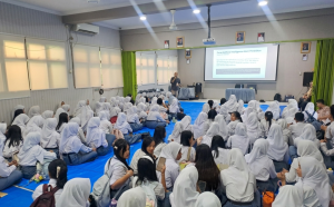 Ratusan Siswa SMKN 46 Jakarta Antusias Ikuti Seminar AI dan Sosialisasi Microskill BLSDM Komdigi ...