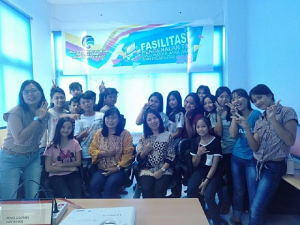 Gambar peserta pelatihan internet positif siswa SMP di Sulawesi Utara