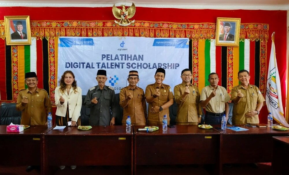 Gambar: Dr. Christina Juditha S.Sos.,MA., di Pembukaan Pelatihan GTA bersama Wakil Bupati Aceh Singkil Sulaiman Hamzah, SH